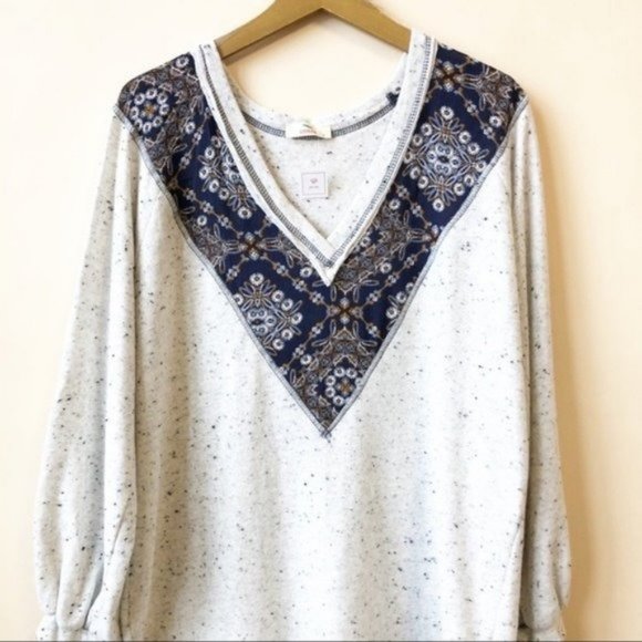 NWT Hummingbird Chevron Hacci Brushed Knit Top Colorblock Pullover Women's Large - Picture 7 of 7